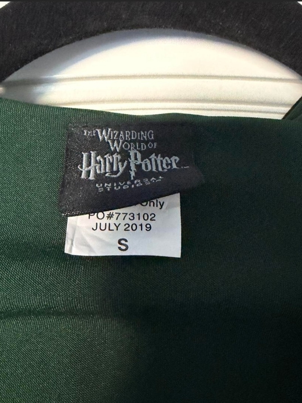 Harry Potter Slytherin Black & Green Wizard Adult Robe - Picture 3 of 5